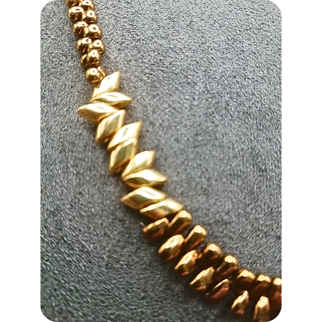 Collier Victoria