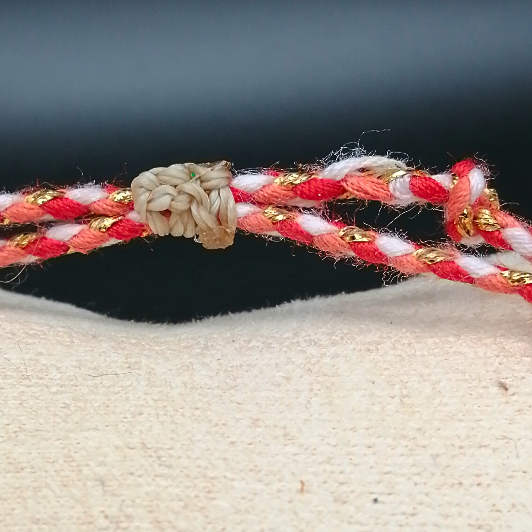 Bracelet fil rouge et or Théa