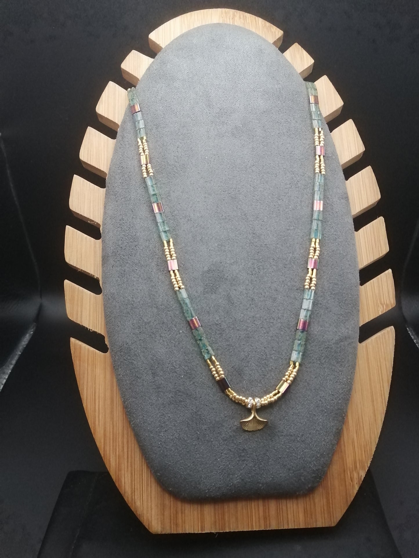 Bracelet Léo et perles Aubergine