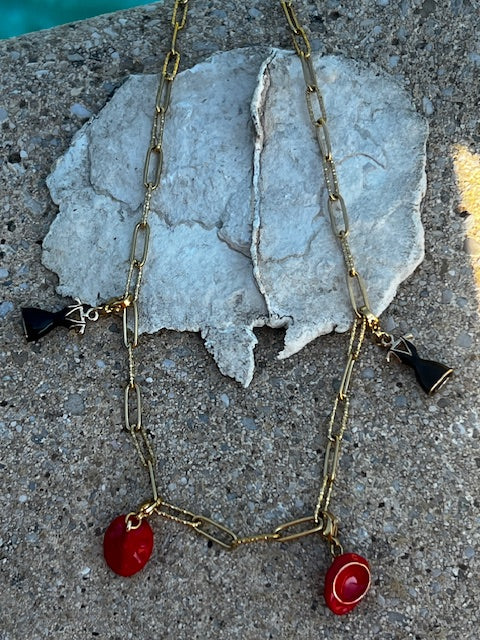 Collier Béret Rouge