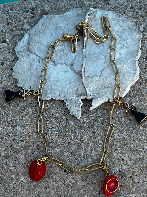 Collier Béret Rouge