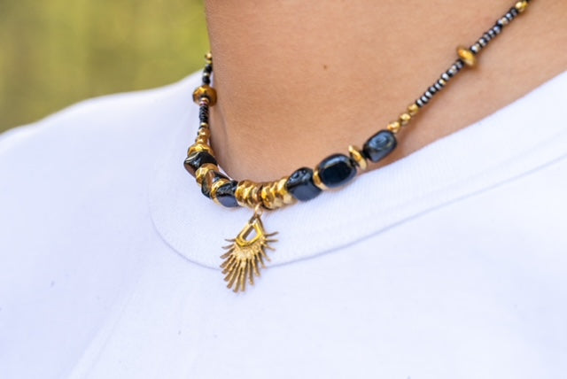 Collier Sun Black