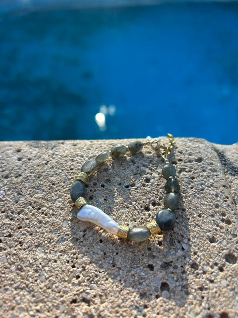 Bracelet Lolita  perle de cultures et Labradorite